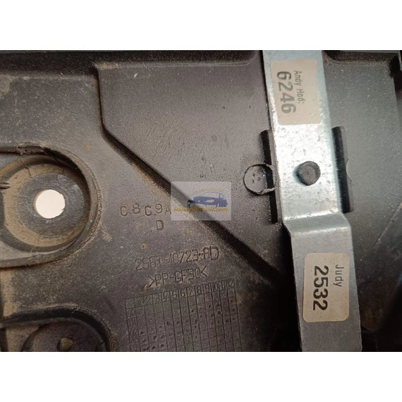 FORD FIESTA V Akkumulátor Tartó