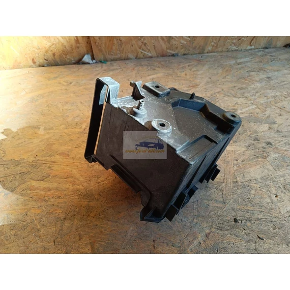 FORD FIESTA V Akkumulátor Tartó