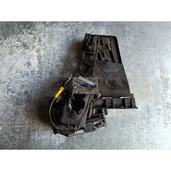 FORD FIESTA VI Jobb hátsó Ajtózár