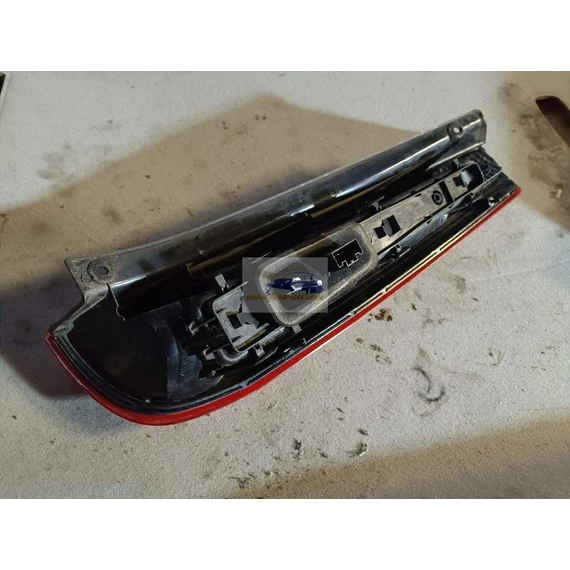 FORD FIESTA V Bal Hátsó Lámpa