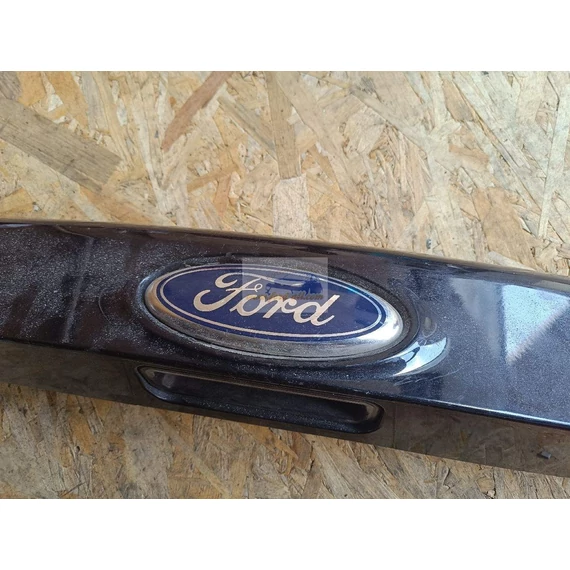 FORD FOCUS III Csomagtérajtó Díszléc
