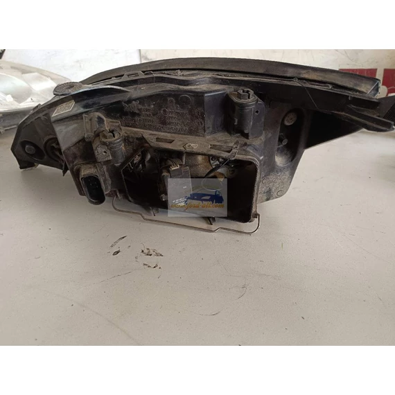 FORD FOCUS I Jobb Fényszóró