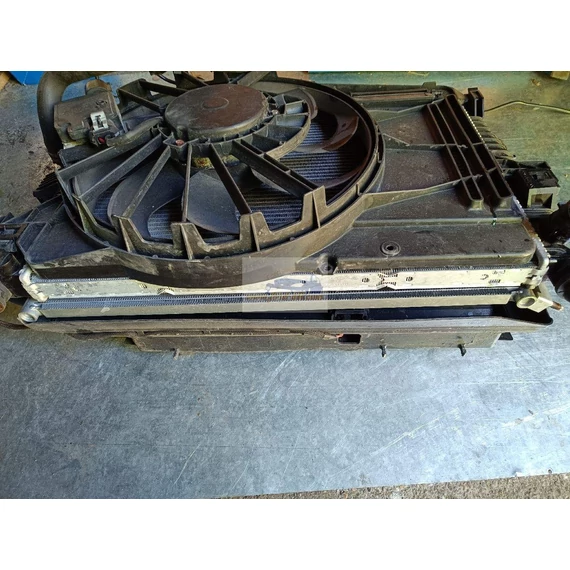 FORD FOCUS III Hűtő Ventilátor(ok), Radiátor(ok) Szett