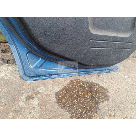 FORD FUSION Bal hátsó Ajtó (Részeivel)