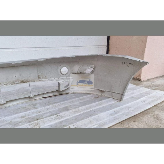 FORD FOCUS I Első Lökhárító (Üresen)