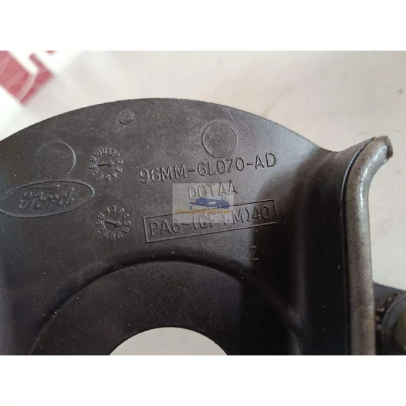 FORD FOCUS I Alsó Vezérlés Burkolat