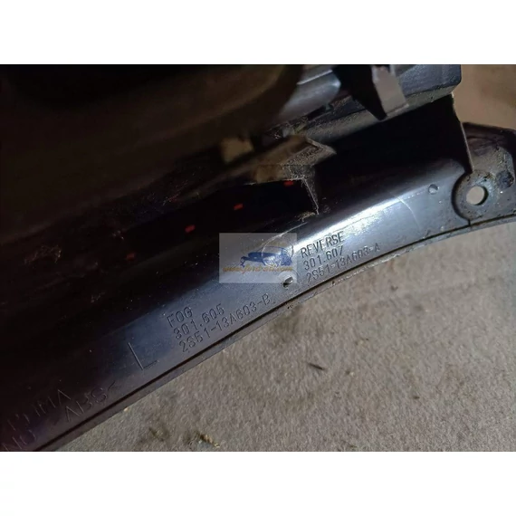 FORD FIESTA V Bal Hátsó Lámpa