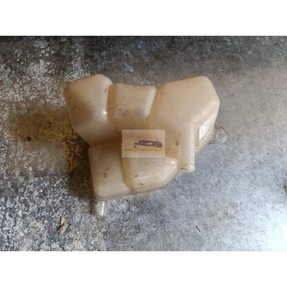 FORD FIESTA V Kiegyenlítő Tartály