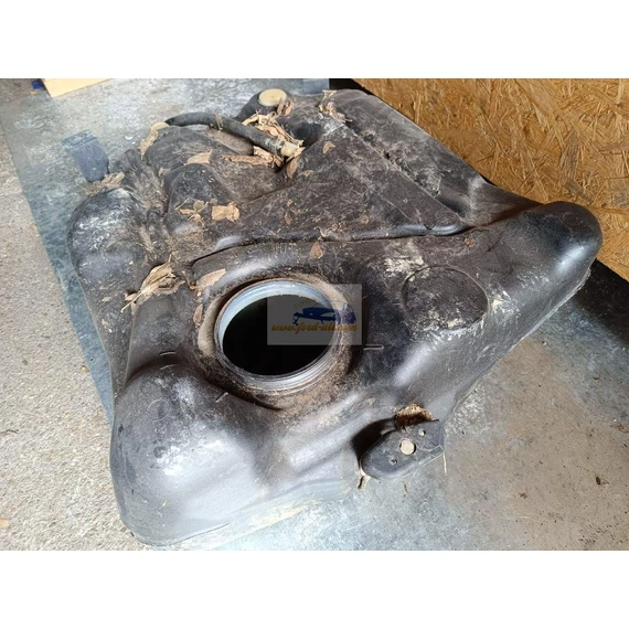 FORD FOCUS III Tank