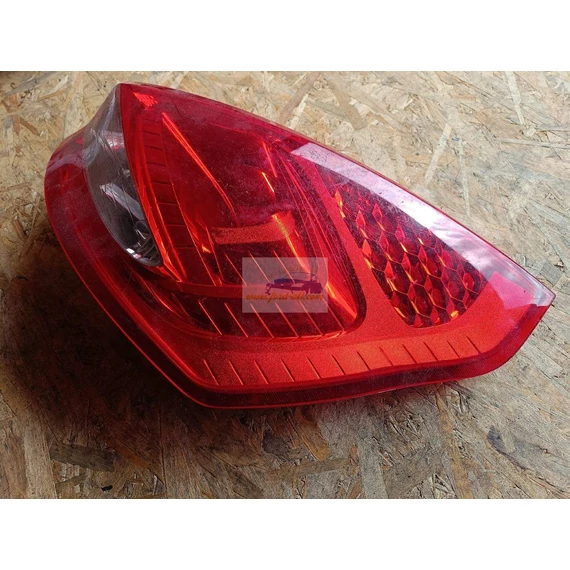 FORD FIESTA VI Jobb Hátsó Lámpa