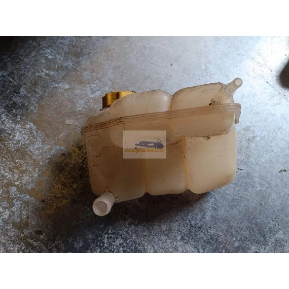 FORD FIESTA V Kiegyenlítő Tartály