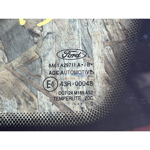 FORD FIESTA VI Bal A Oszlop Oldalablak Üveg