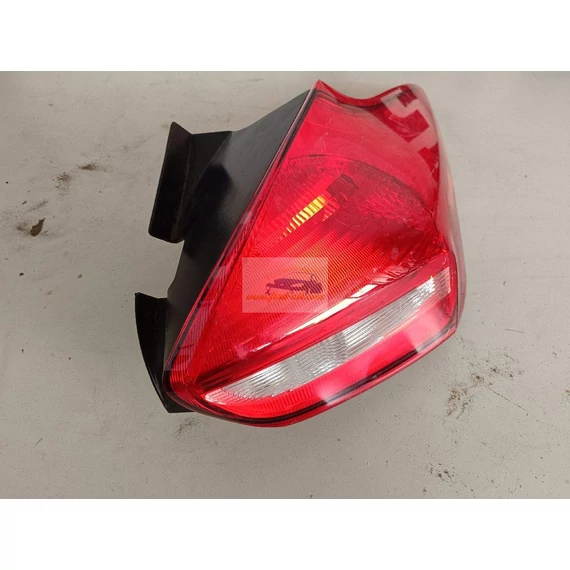 FORD FOCUS III Jobb Külső Hátsó Lámpa
