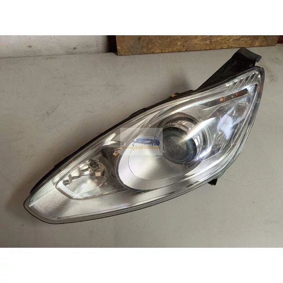 FORD C-MAX II Bal Fényszóró Xenon