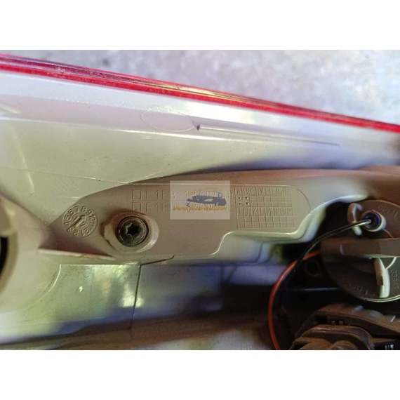FORD FOCUS III Jobb Külső Hátsó Lámpa